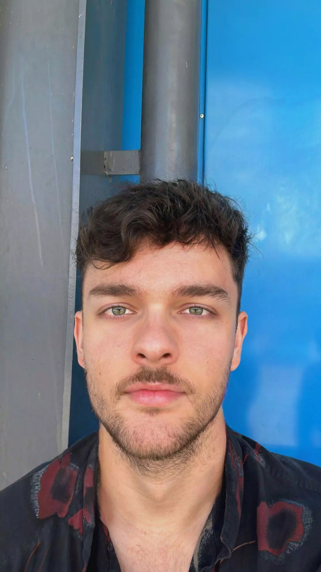 I can’t smile for selfies so poker face it is