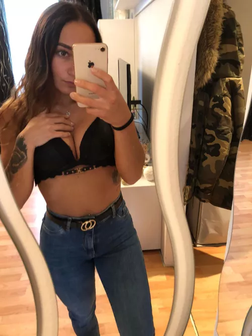 I don't have a driver's license but I'd ride you