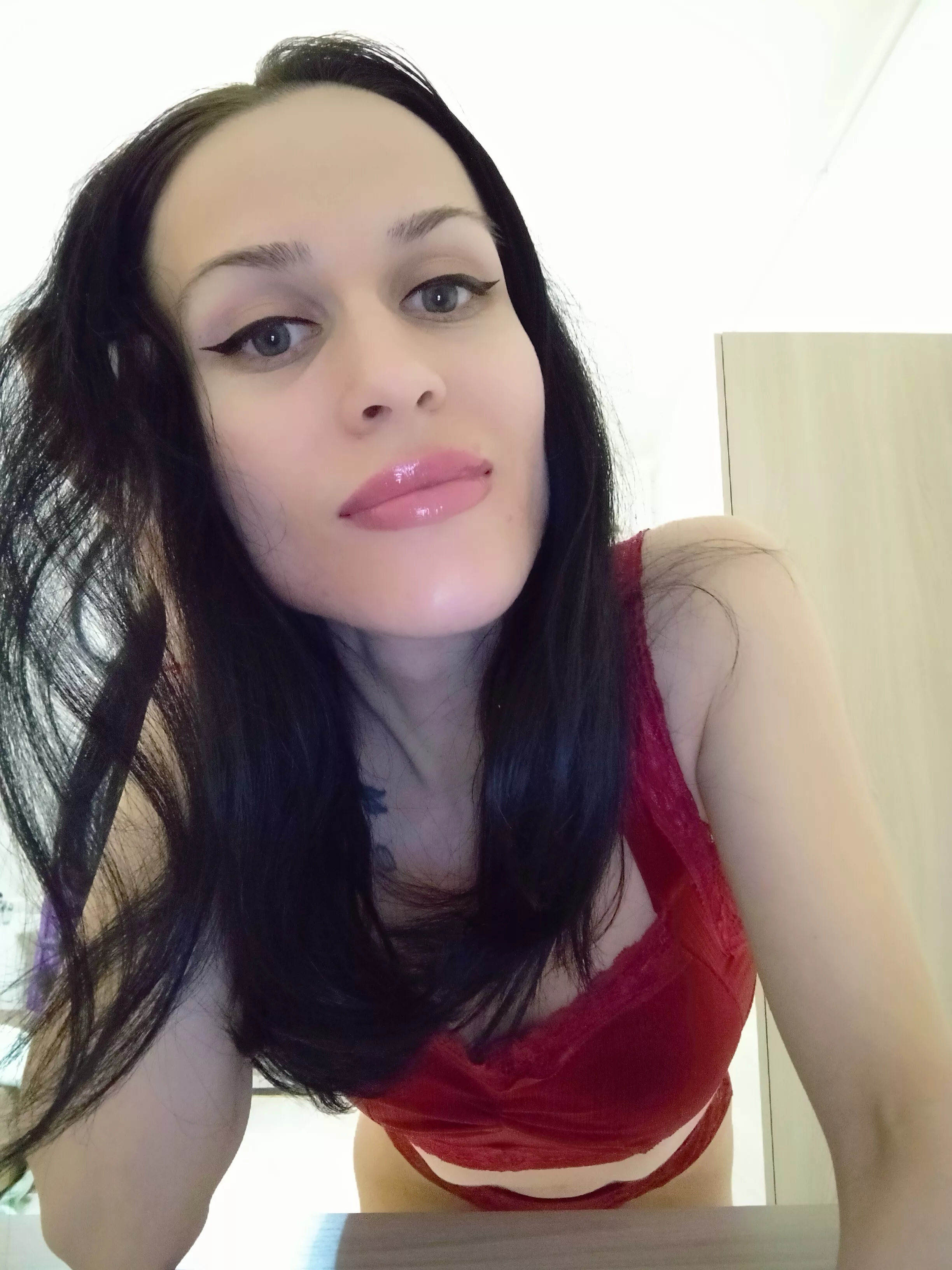 Just a nude selfie 😜