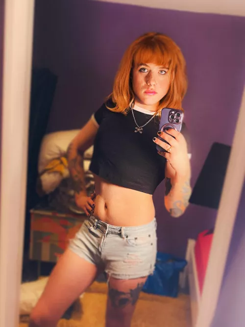 Living out my 00s Bratz girl fantasy. Wanna play with a doll?