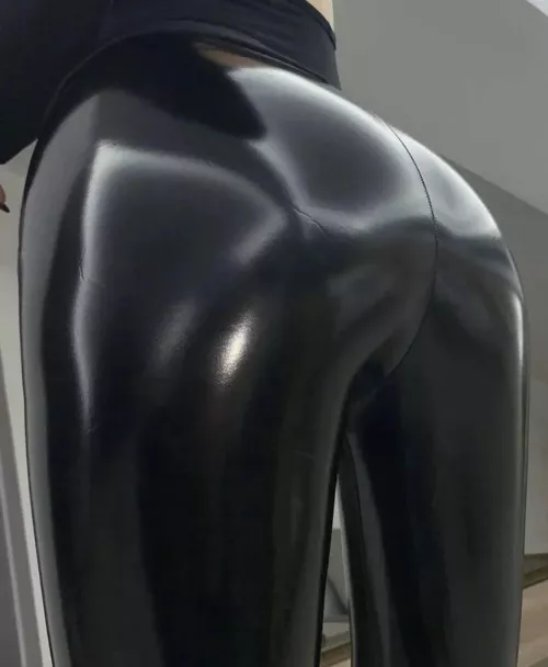 My cute little ass 🤫