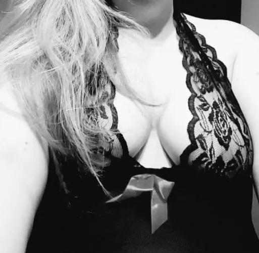 My husband works from home, I'd love to hire a new secretary for him...