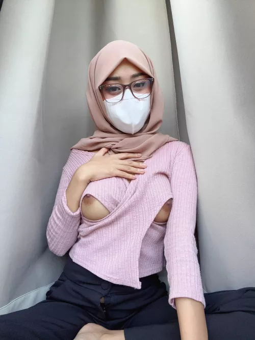 No bra is healthier for blood circulation.