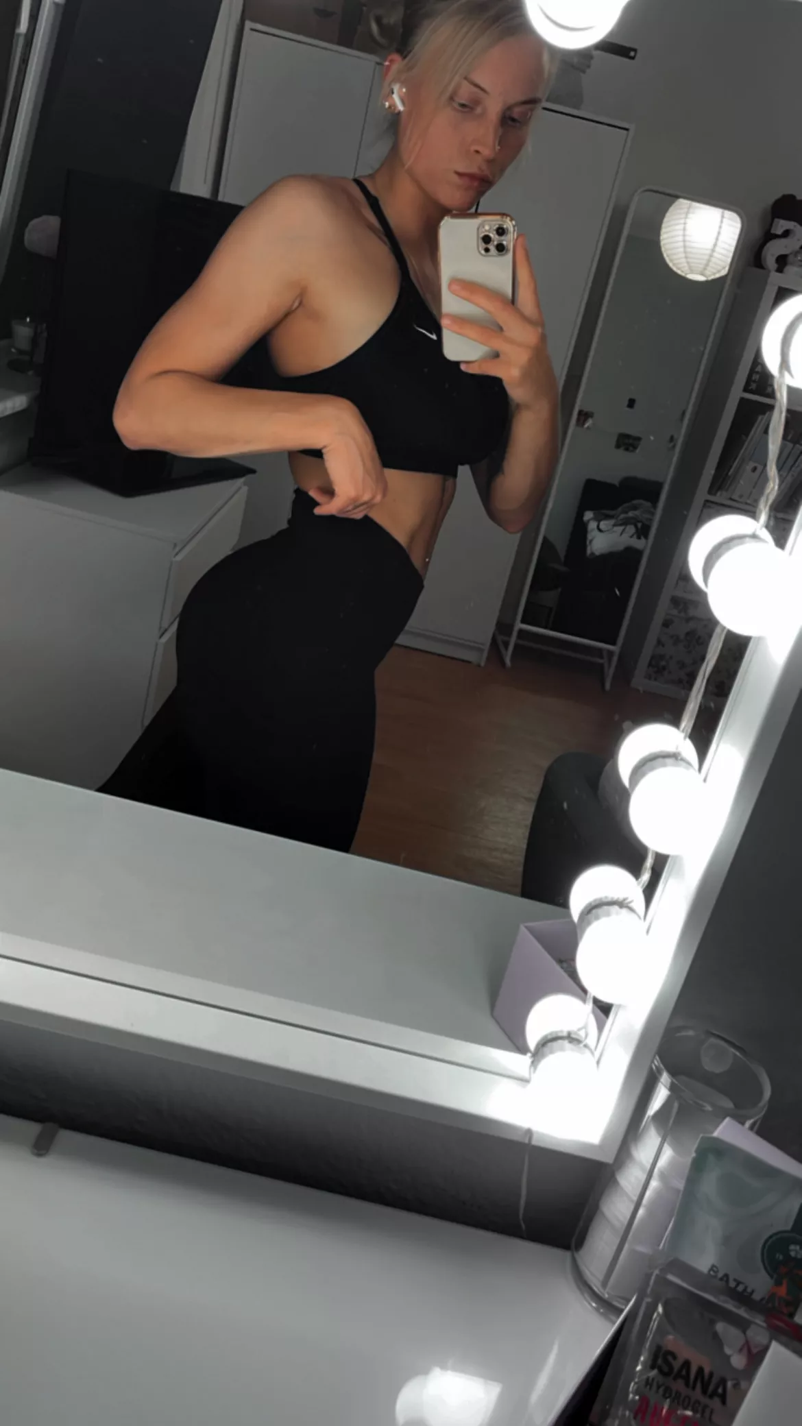 Sexting with your favorite gymgirl🥵3$ Sale 24h