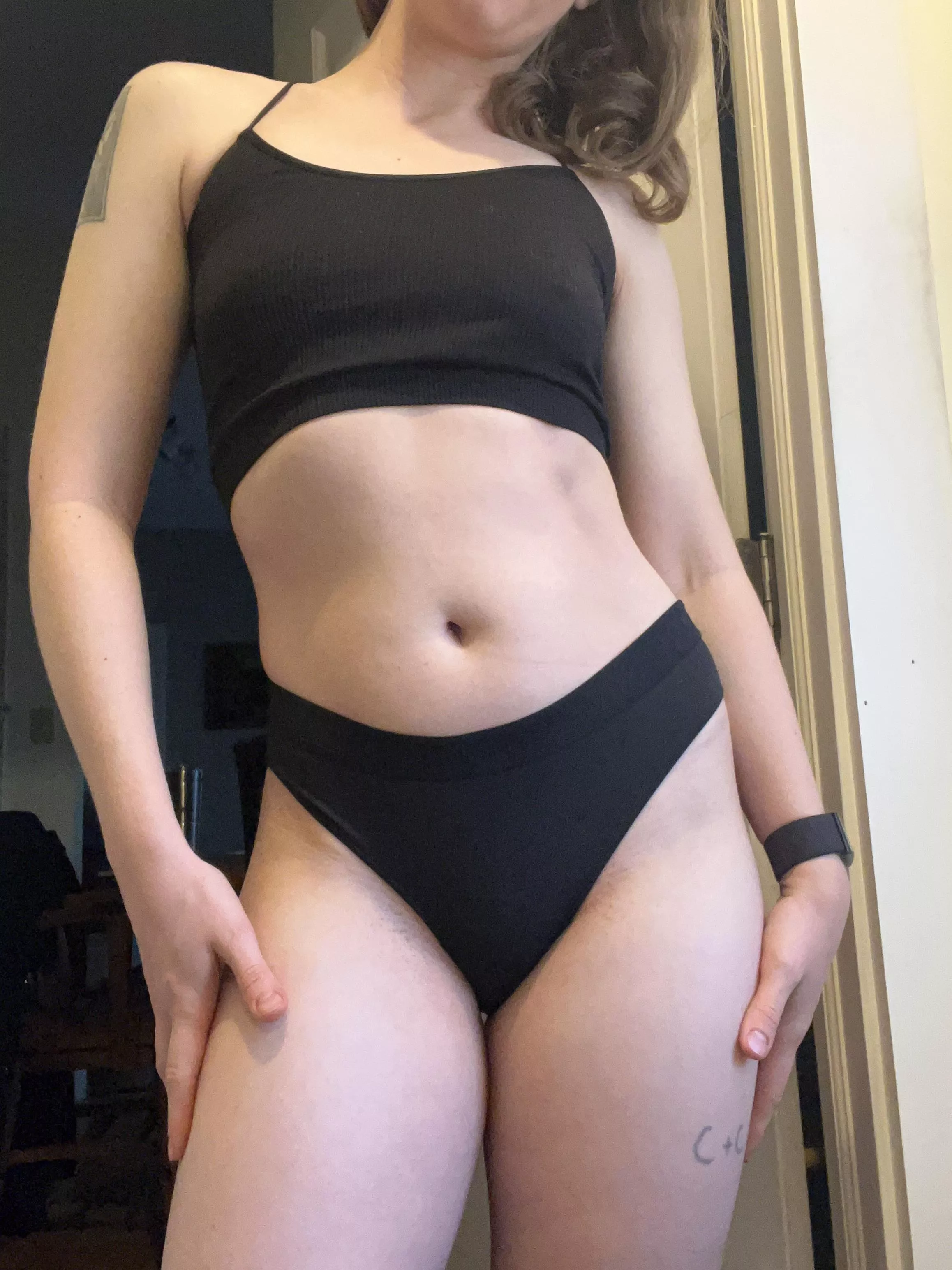 This top is shorter than I usually go but I’m loving it!!