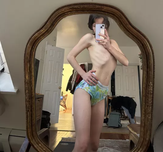 Tiny little girl waiting to be taken advantage of [img]