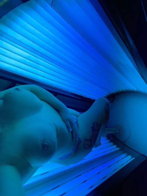 I tan for free if I fuck the owner first