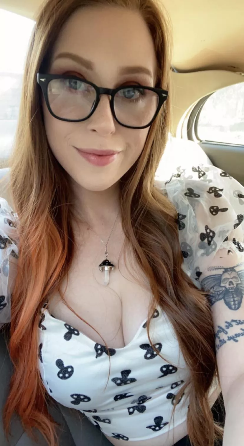 i’m just a lil mushroom bby <3