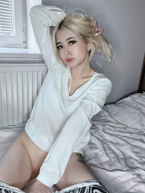 Let me tickle your nerves with this photo