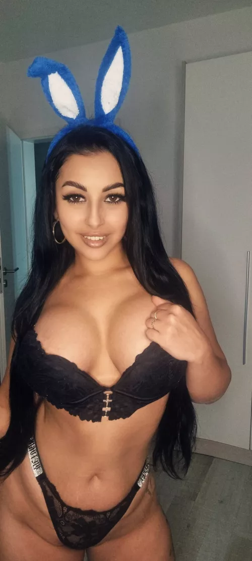 Subscribe my OF for more fun😈🤭