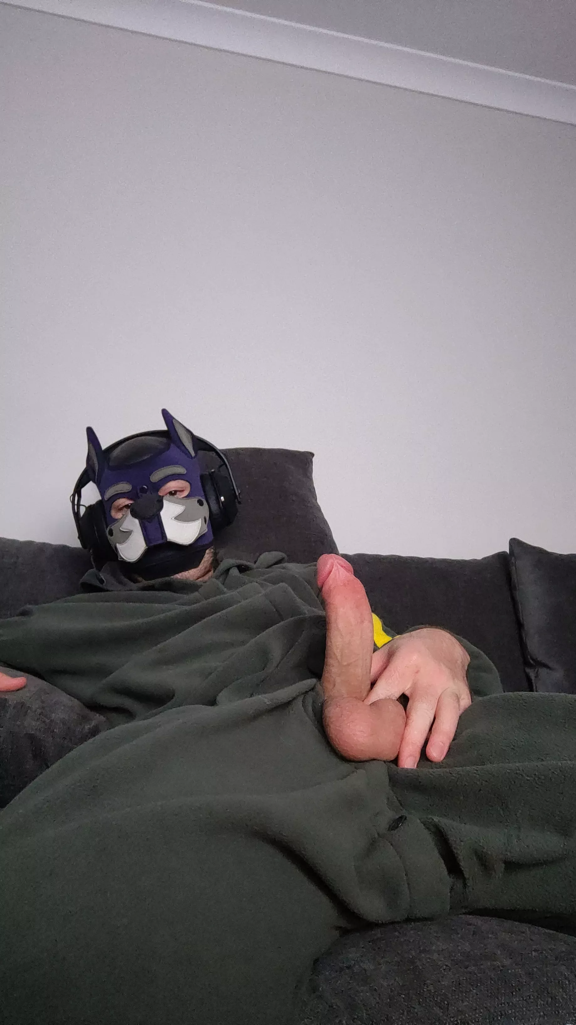 Waiting for the pack to come on