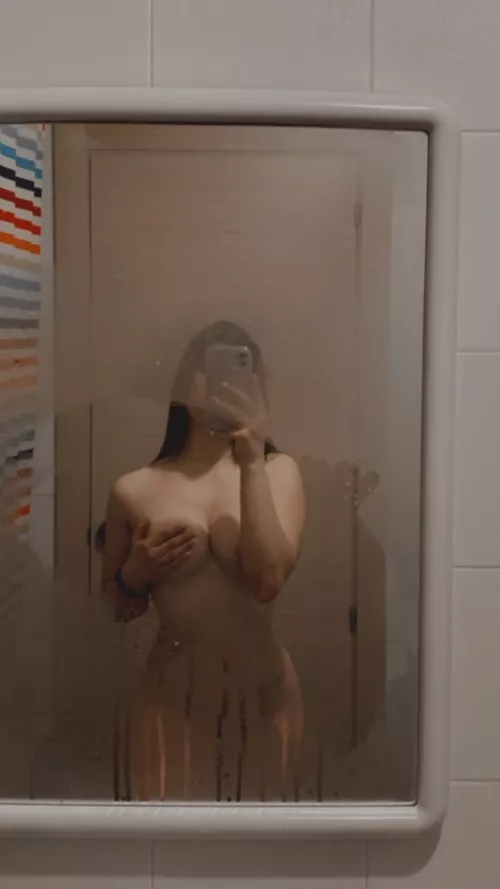 Would you shower with me ?