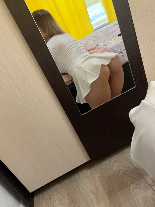 Your cream would look very good on my ass