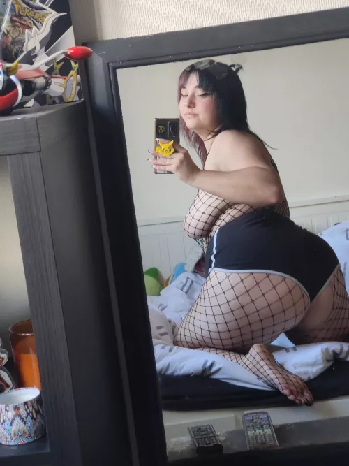 come on get behind me