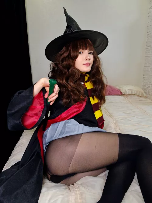 Hermione Granger (Harry Potter) by webtolove