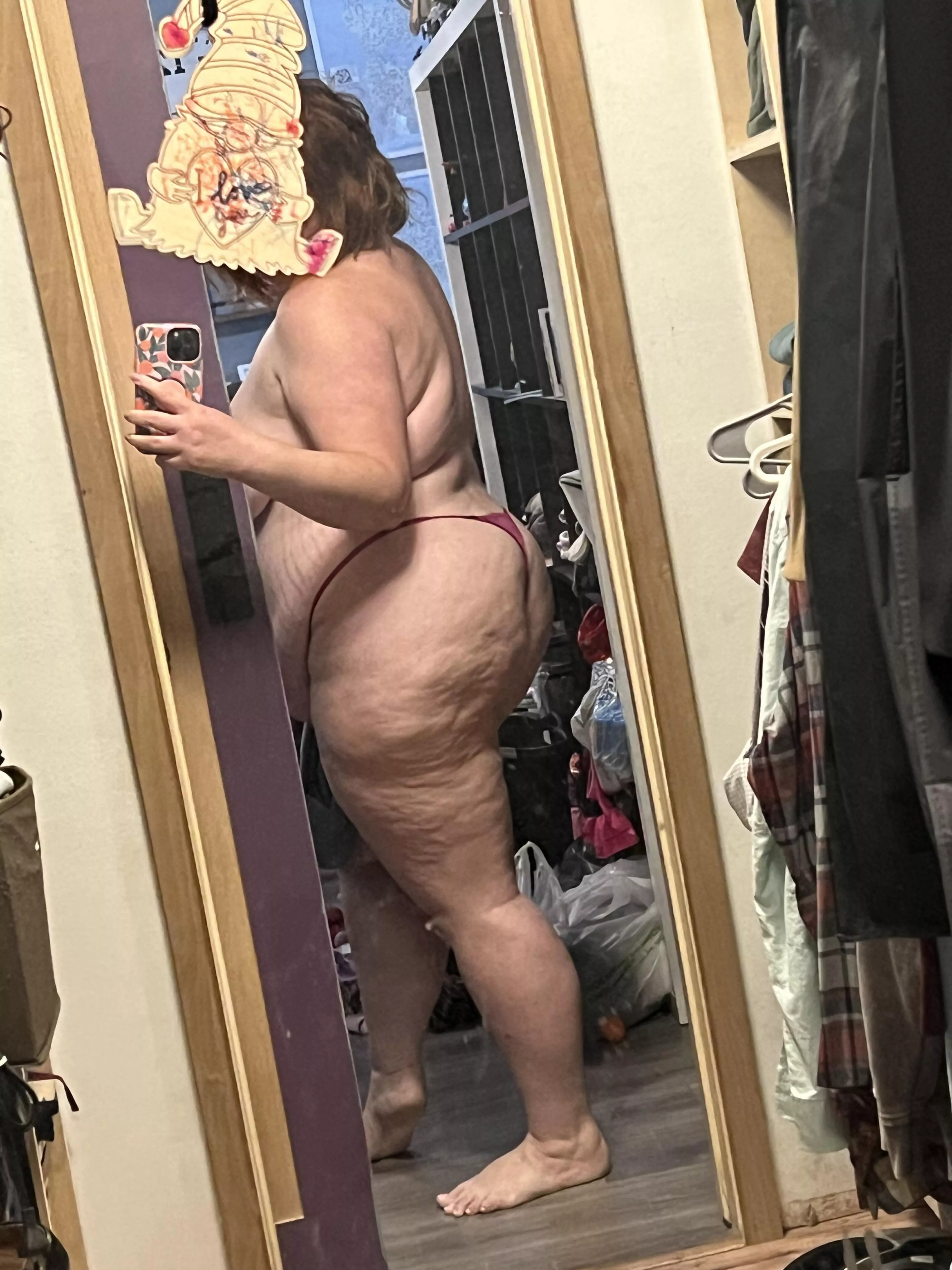 I need attention ☺️