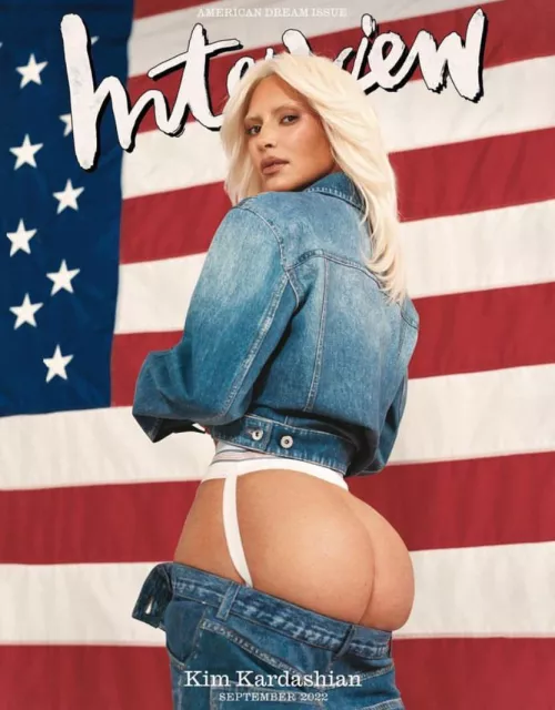 Idk what it is but something about her ass in this pic…