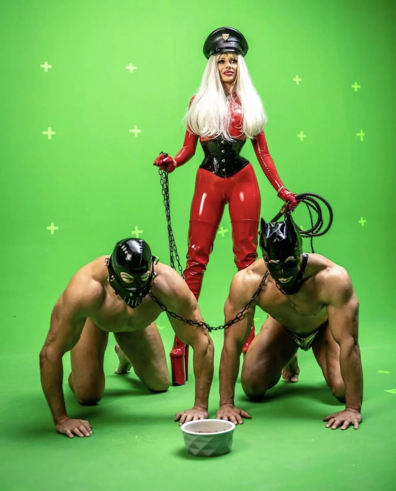 If you will be a good slave maybe you deserve to be fucked by me 👑