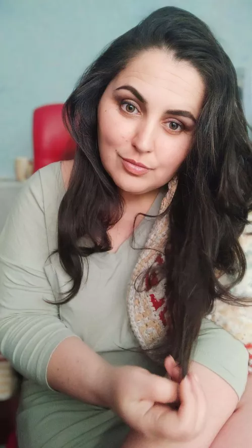 I've been trying to style my hair. All that's left is volume.