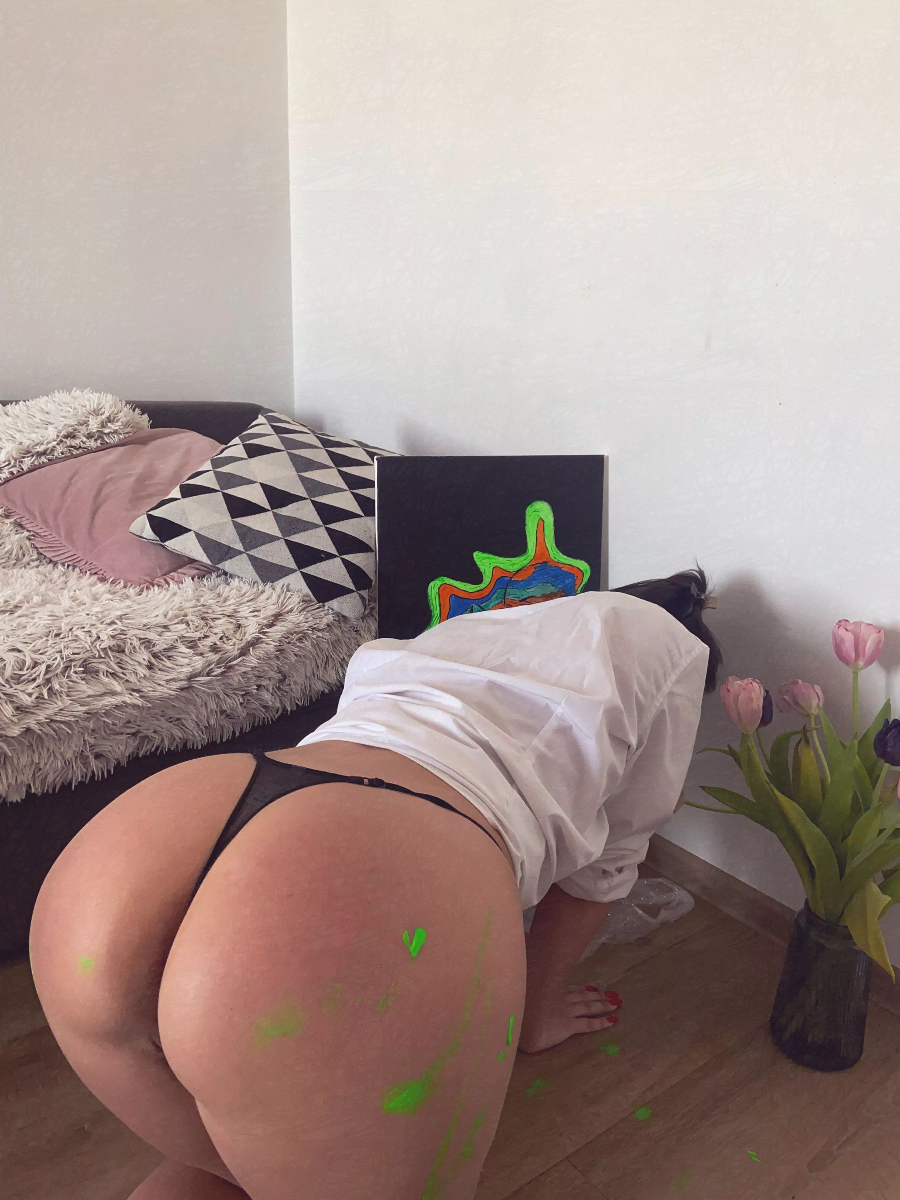 My panties fell down