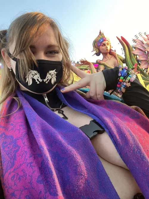 Take me back to EDC 💜