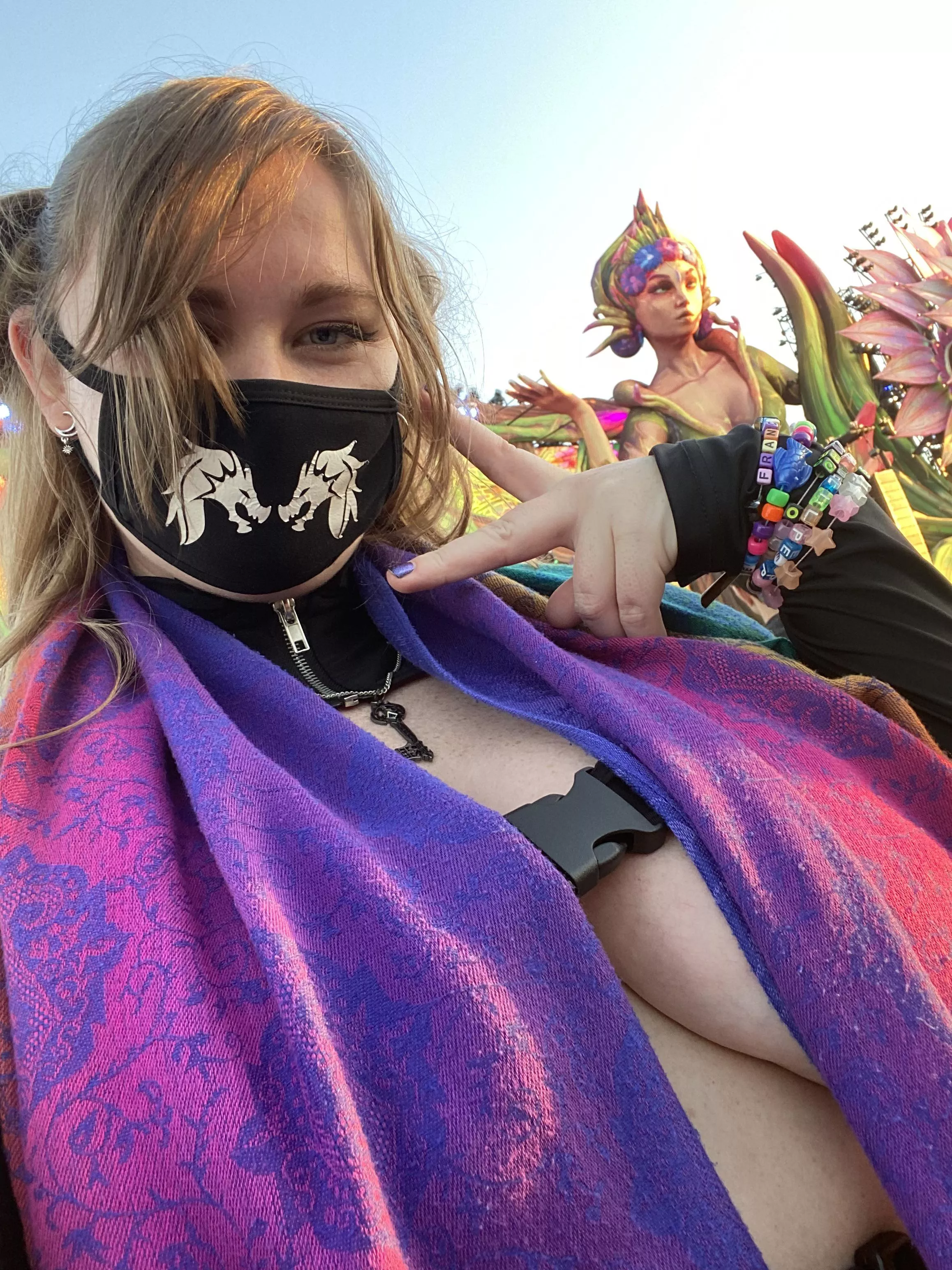 Take me back to EDC 💜