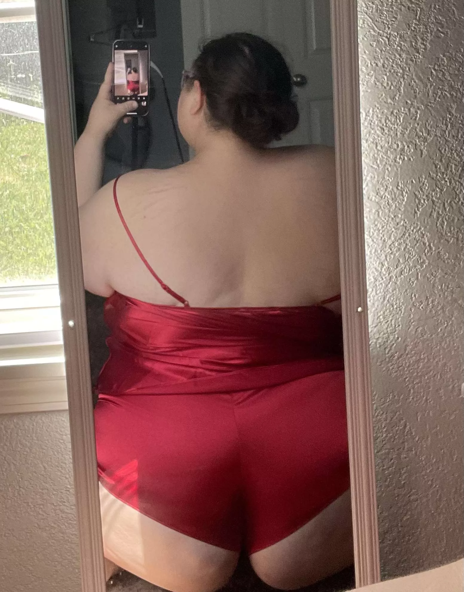 You can look. But you'll never be able to touch 😝