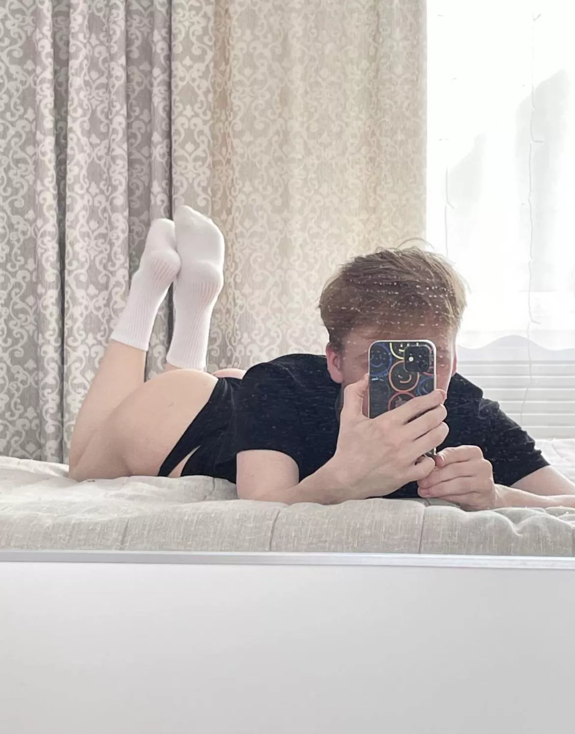 18 4’8ft guy looking for some tall boys