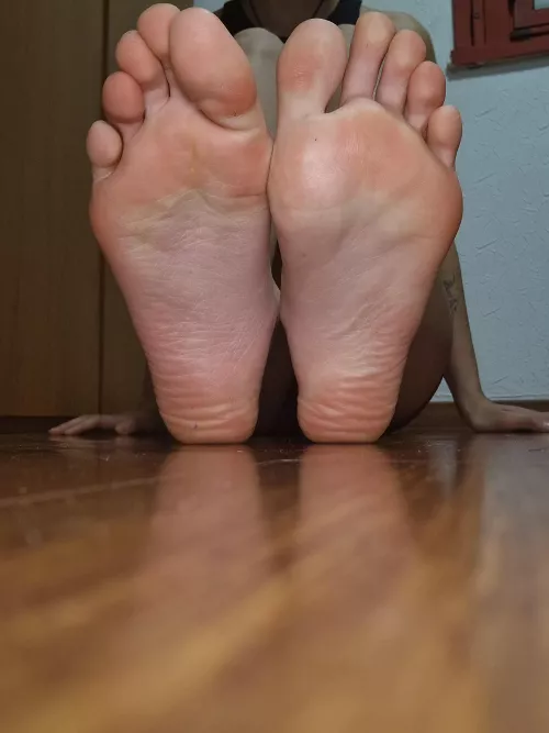 can I caress your face with my feet? 
