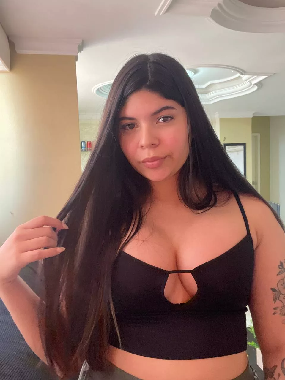 Each tribute will receive one special gift.