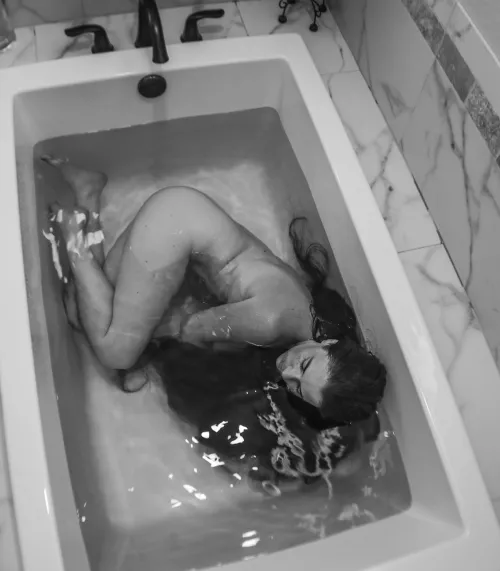 hair like squid ink (self shot)