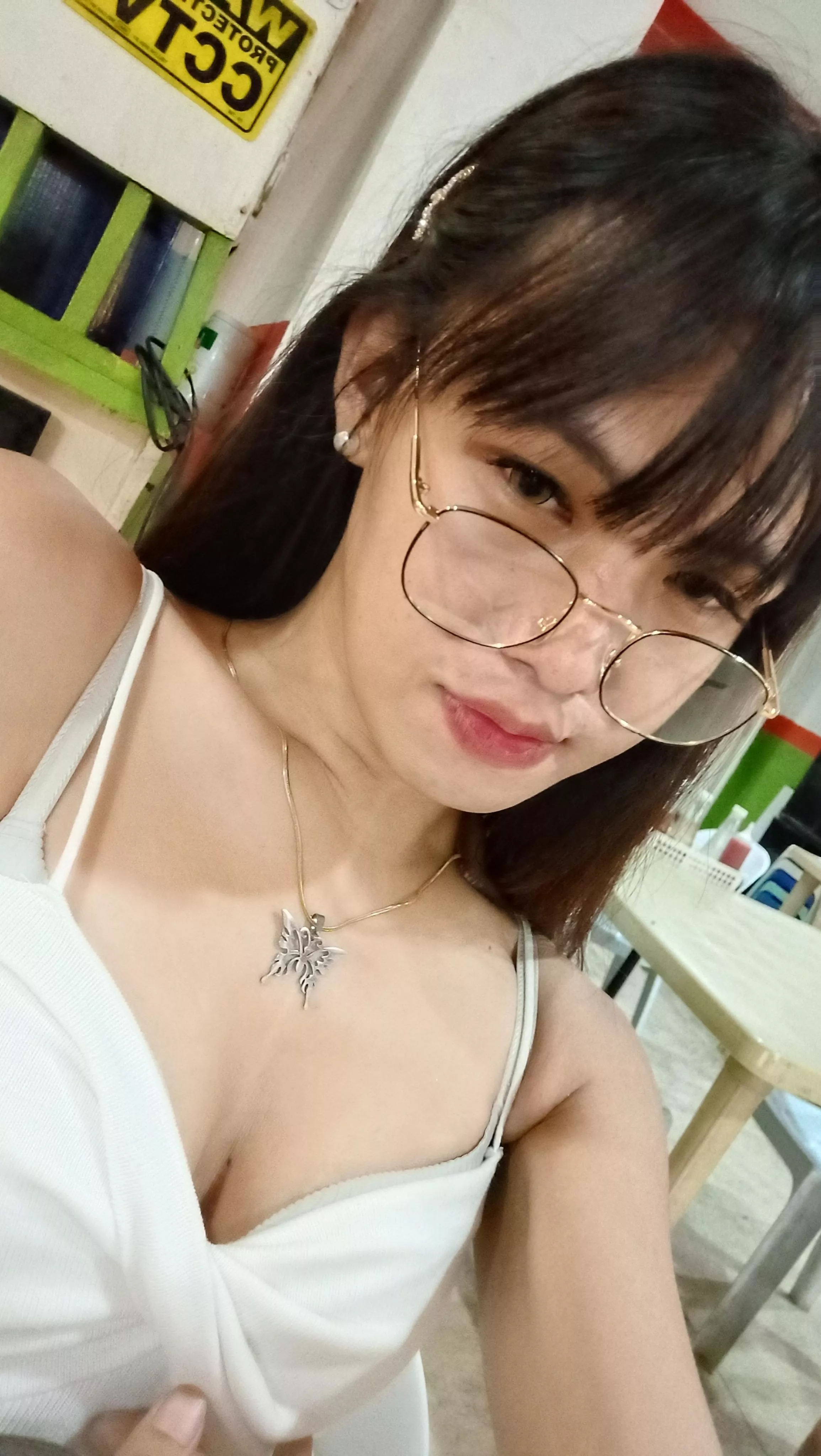 Hello how do I look?