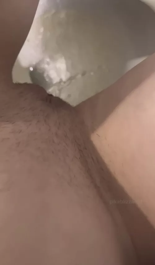 I have so many fantasies about pee and you… ;)