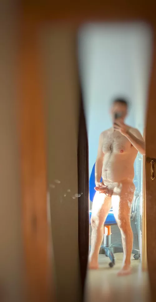 I need to clean the mirror