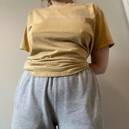 lazy saturday [f] 🥰