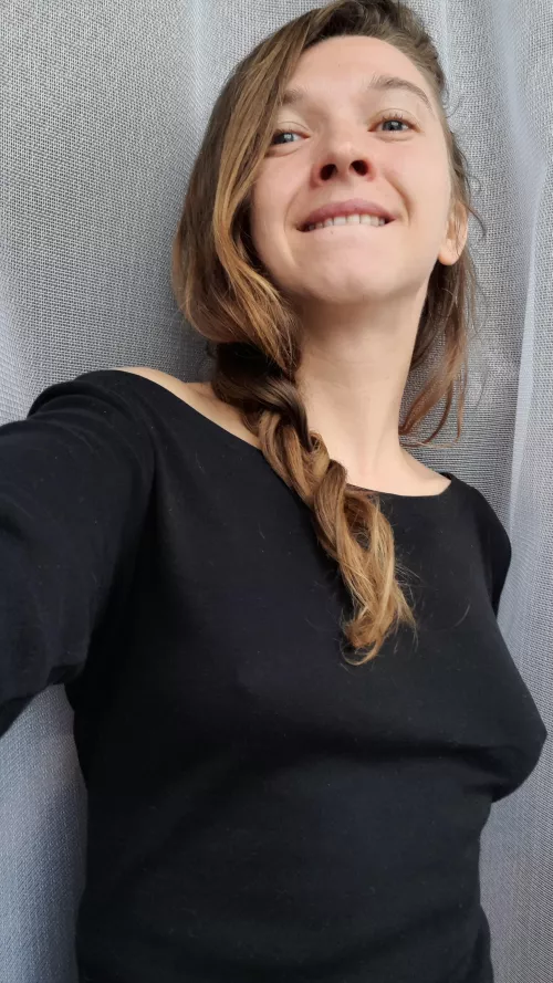 Let's play together! ... And roll around with sweet laughter 😊 iiihaa [f28]