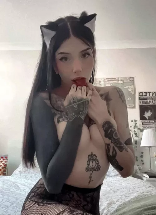 netflix and chill or anime and fuck? 💗