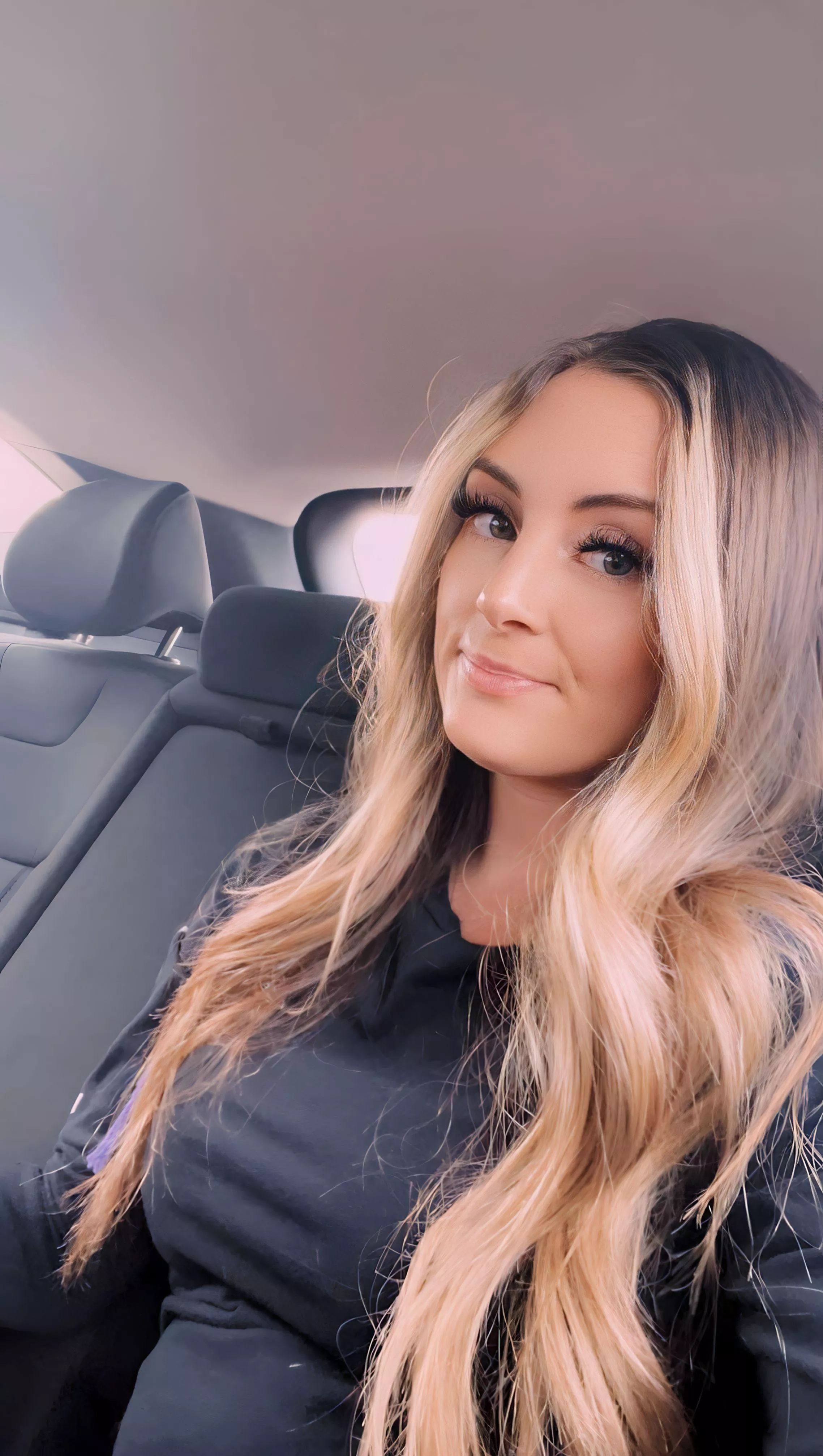 Random car selfie: Petite edition