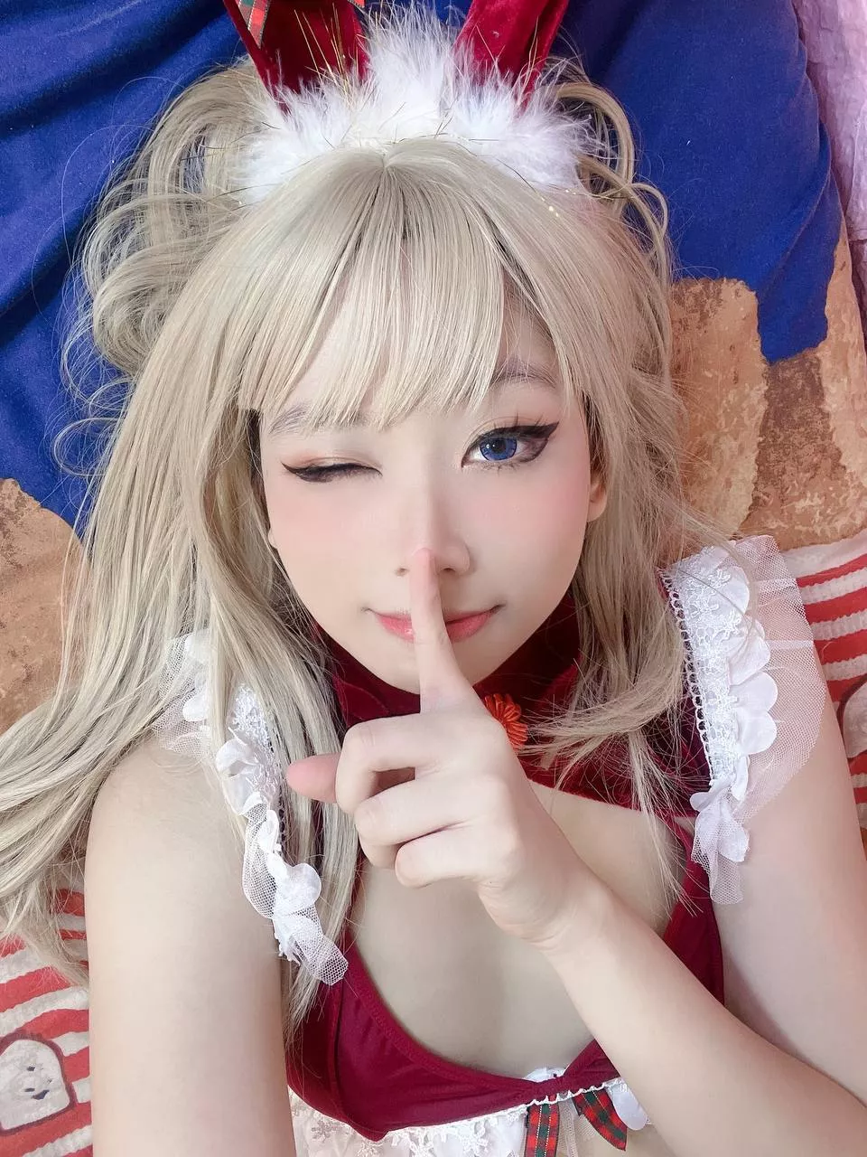 shhh! pls don't tell my family what I'm doing on reddit 🤫