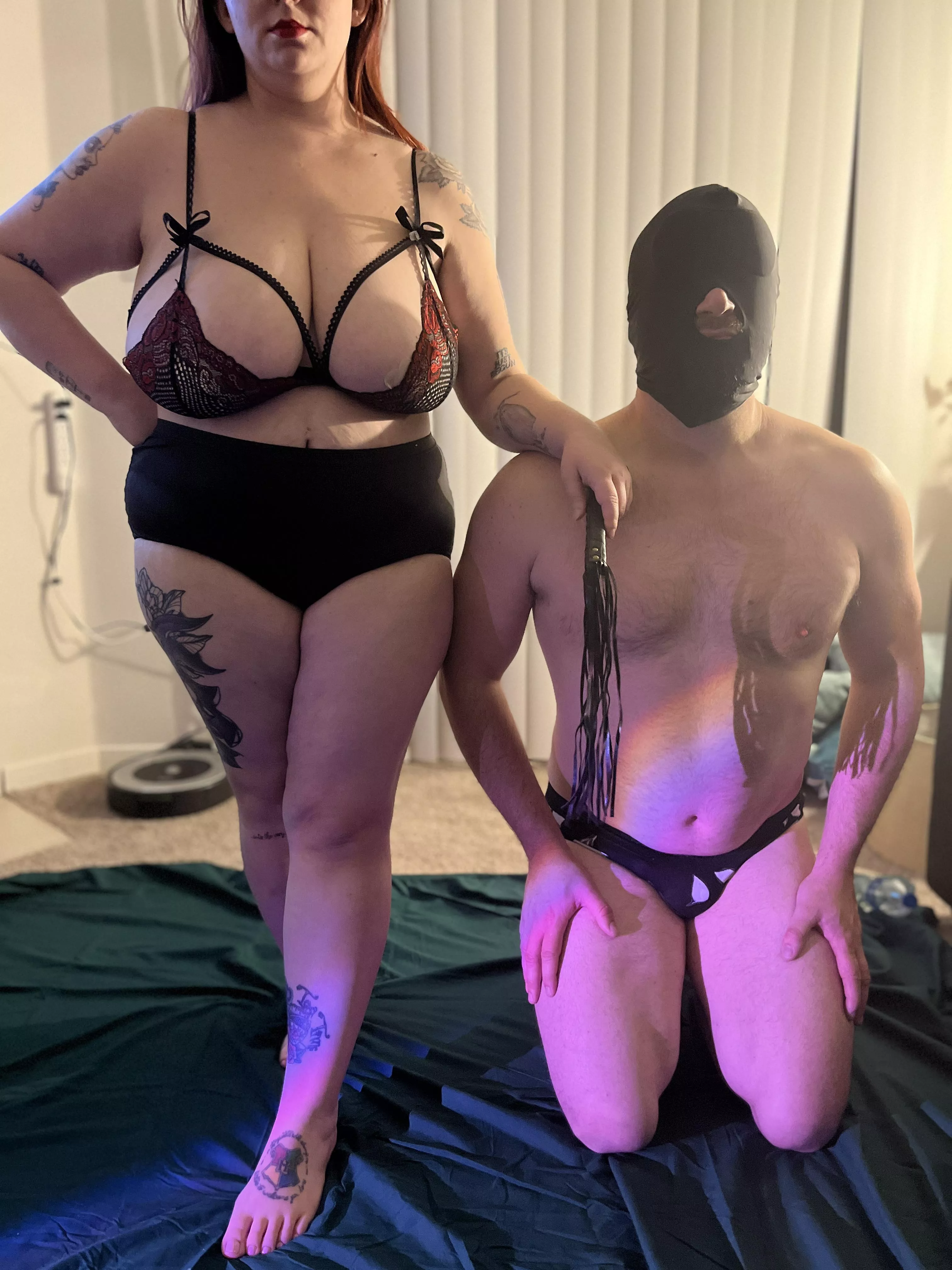 Subs love when they accidentally fall out during a session, lol