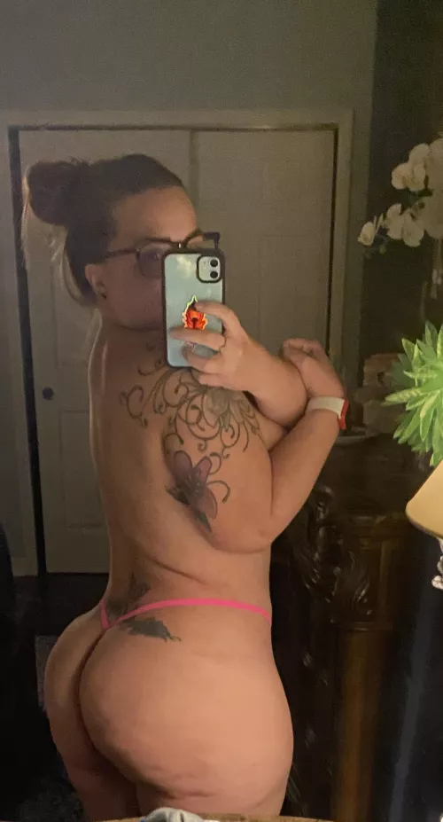 Thick in all the right places (f)