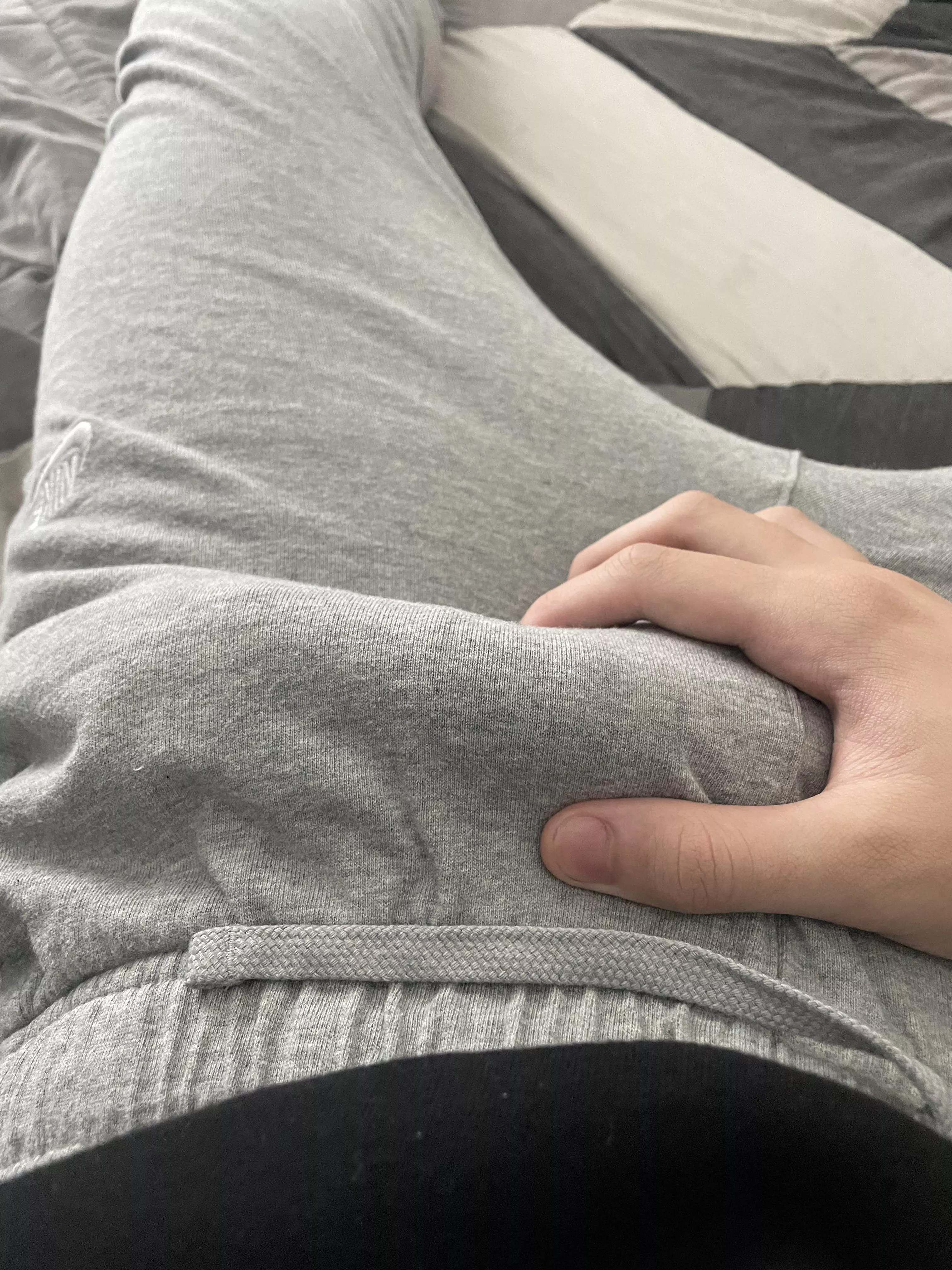 Who likes sweatpants