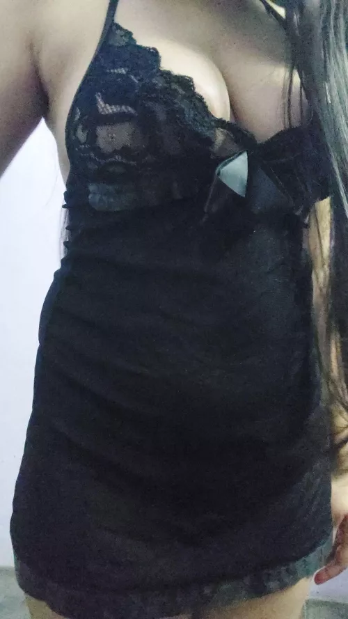 Are my Tiddies big enough for this sub?