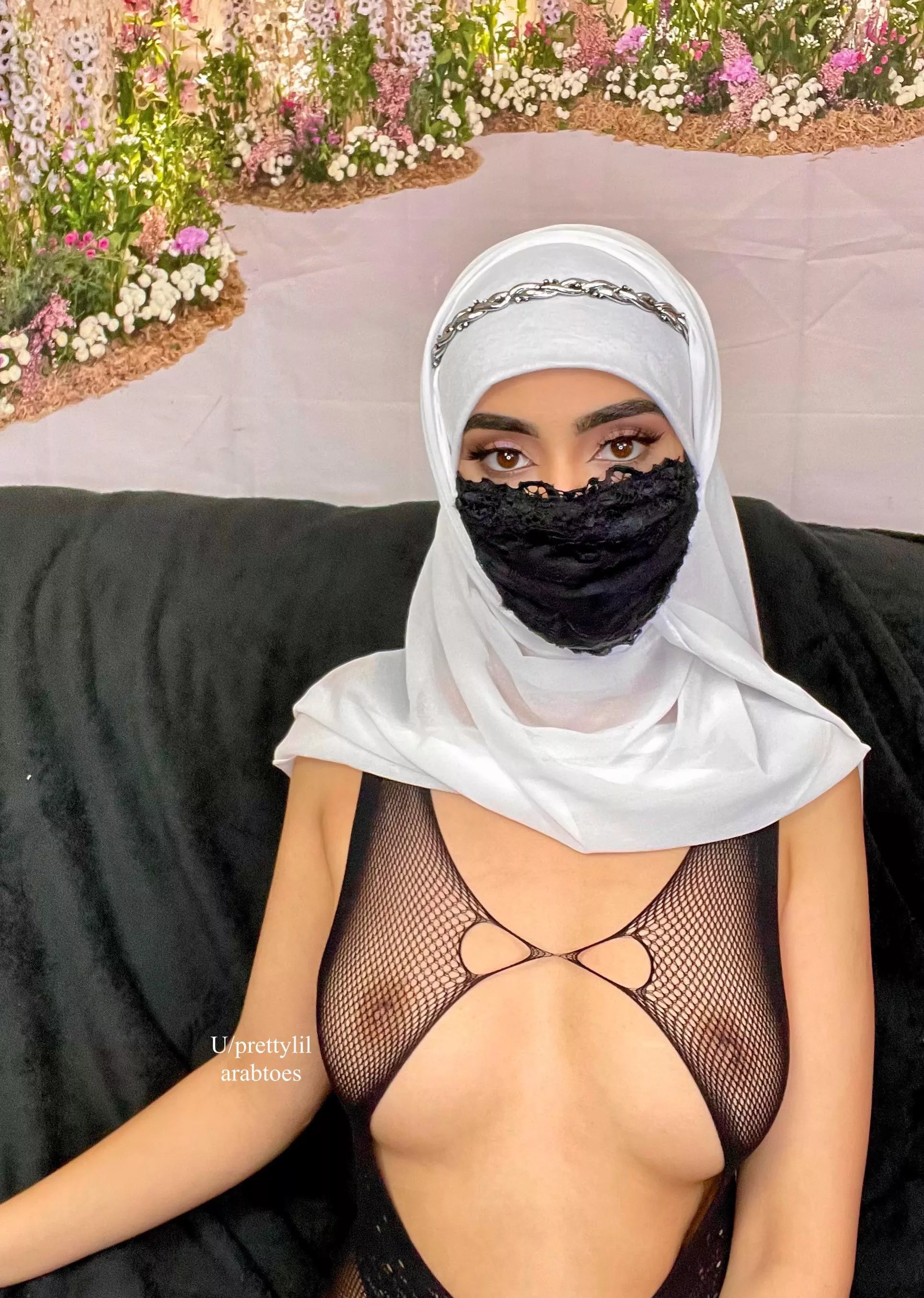 Do guys still appreciate smaller boobs?