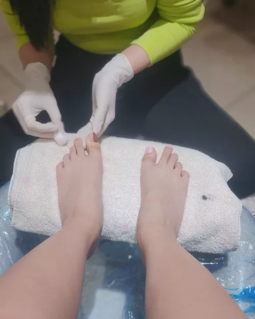 Early morning pedicure....oc