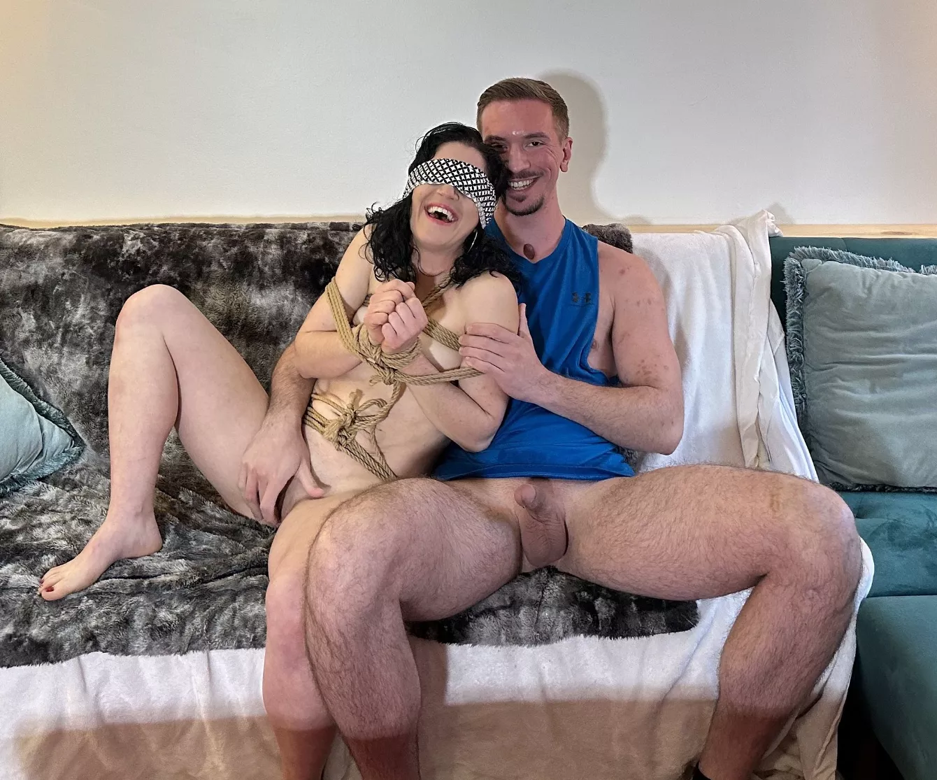 [F] If kinksters took family portraits to send in kinky Christmas cards and hang on kinky refrigerators... this is how I picture they might look