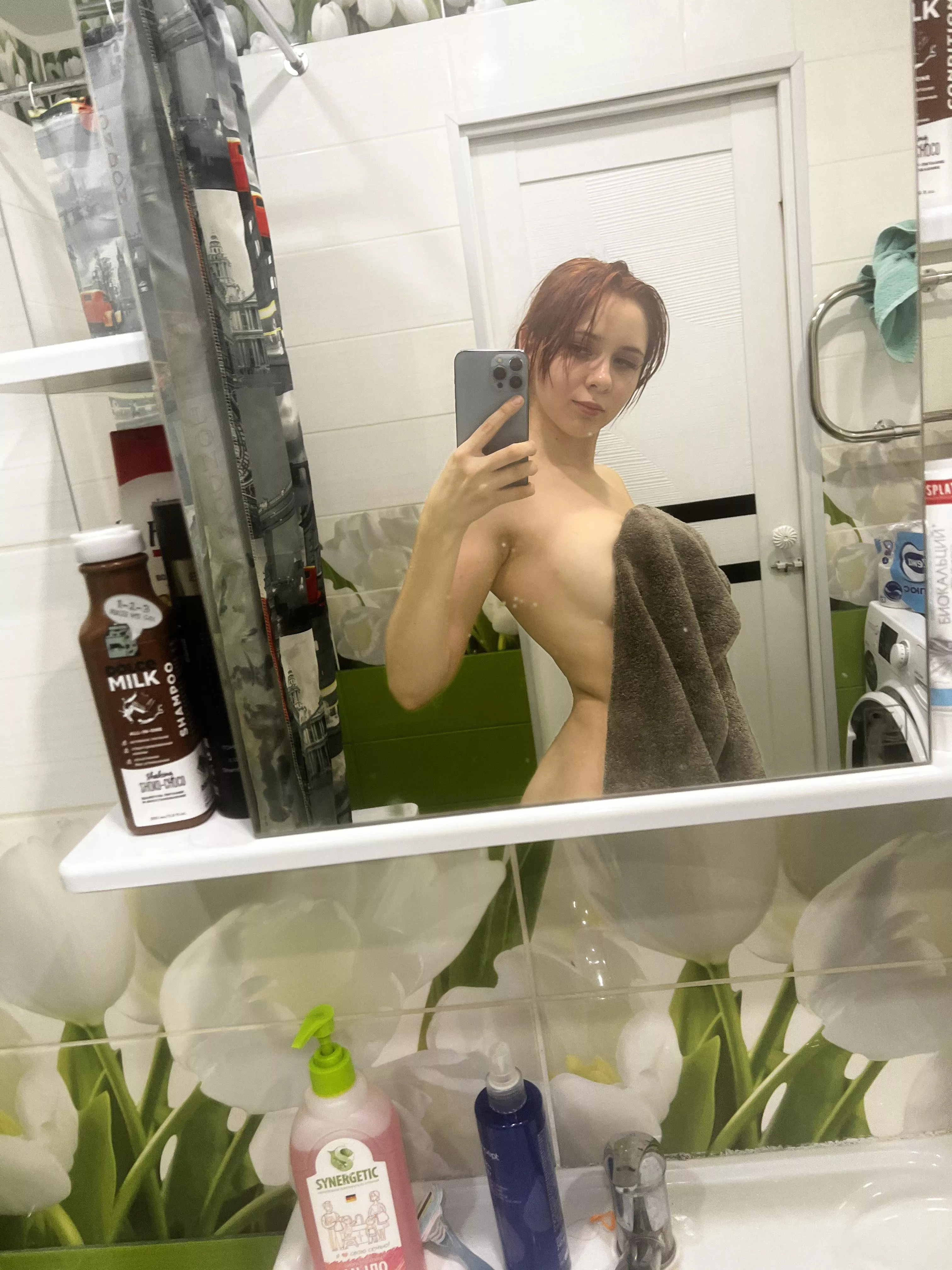 Hey, stay away from me, otherwise I might fall in love with you. 🤩