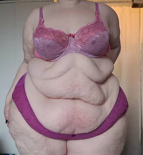 Hope you like what I'm wearing underneath 🙈