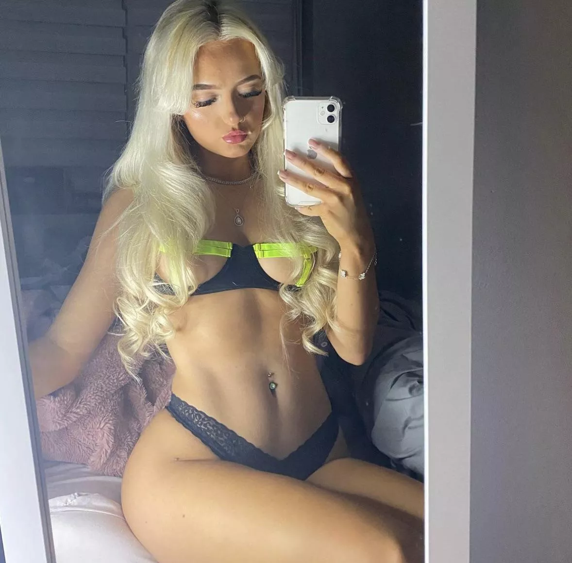 How you doing this chav fucktoy?