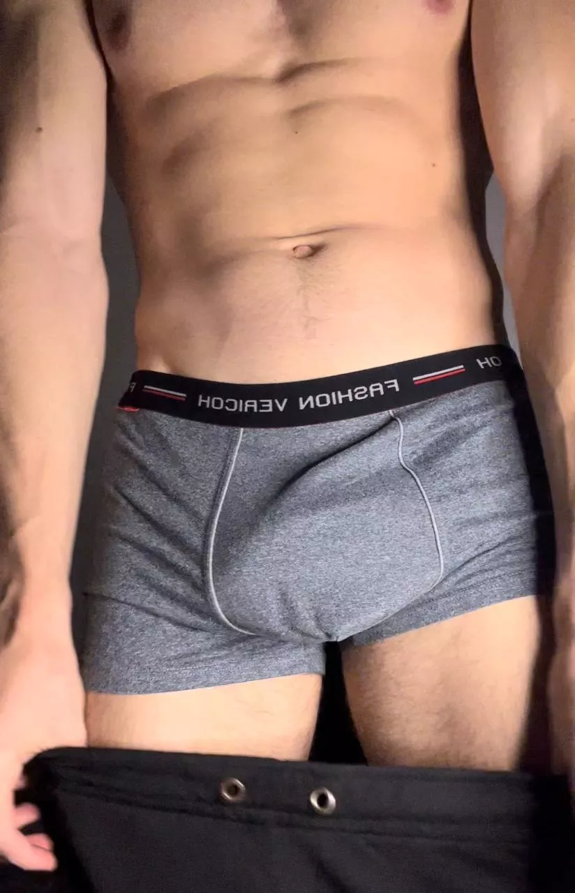 I'm going to fuck a sissy and be very rough. Who to start with?